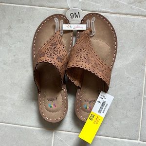 Women’s Brown leather sandals size 9 🌸NWT never worn
